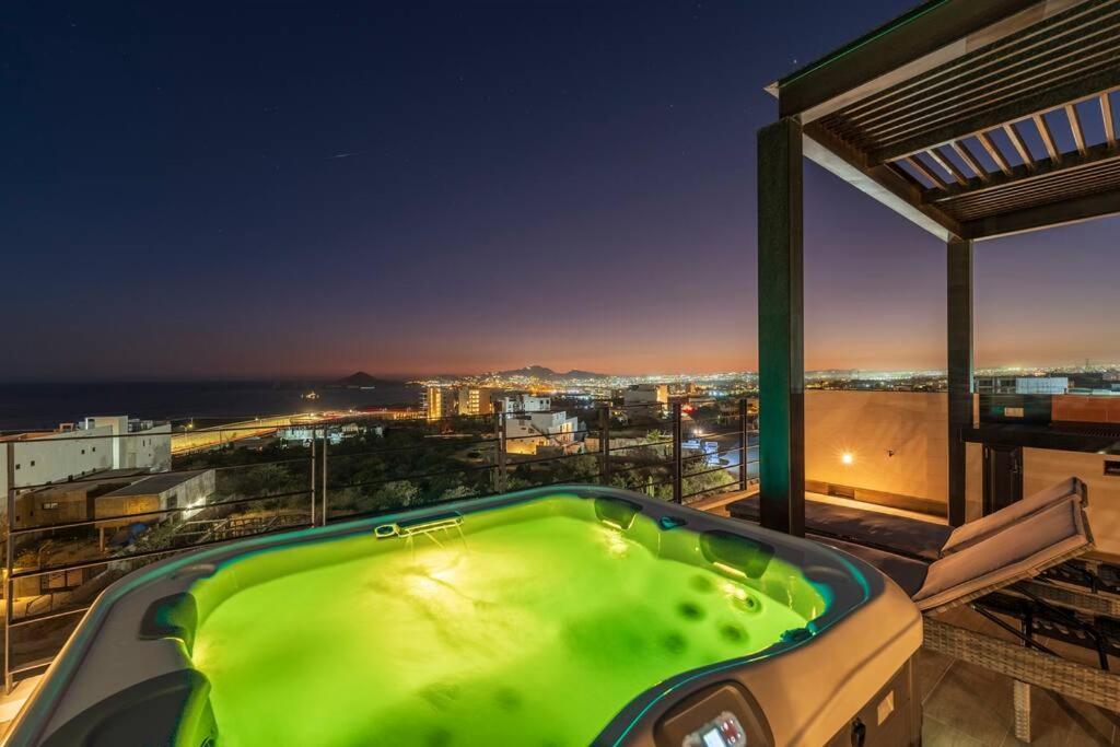 Apartamento Best View Rooftop With Heated Jacuzzi Cabo San Lucas Exterior foto